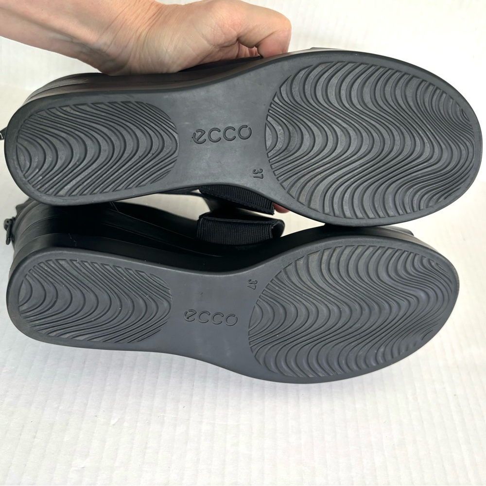 Ecco Elevate Black Leather Platform Wedge Sandal Wide Strap Size‎ 37EU, 6US - Picture 11 of 16